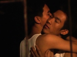 Skinny Asian amateur stuffing boyfriend in missionary pose