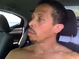Pelado e pau duro na rua