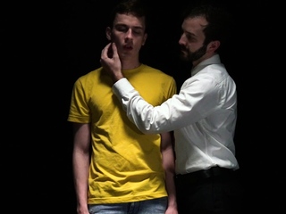Sexy suited bearded DILF seduces trembling twink