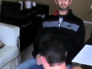 DUDE ARMPITS AND FOOT WORSHIP ON GUY