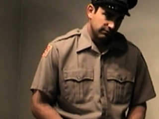 Amateur str8 police officer sucked by gaydaddy thief