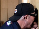 Bottom DILF gives head in gloryhole