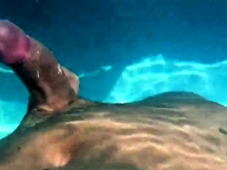 Hands free cumshot swimming pool