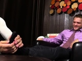 Gay butt spanking porn Tyrell’s Sexy Feet Worshiped