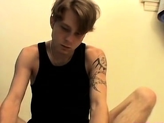 Concupiscent chap shows kinky foot fetish when masturbating